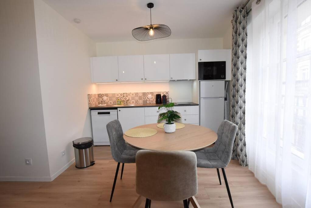 Appartement Le Luca, Hyper Centre, Type 2, 4 Personnes à Rennes Extérieur photo